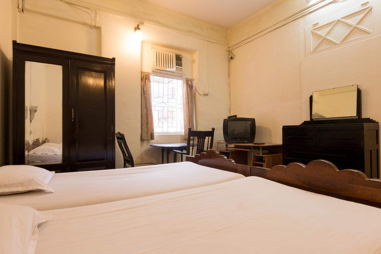 מומביי Bed And Breakfast At Colaba מראה חיצוני תמונה