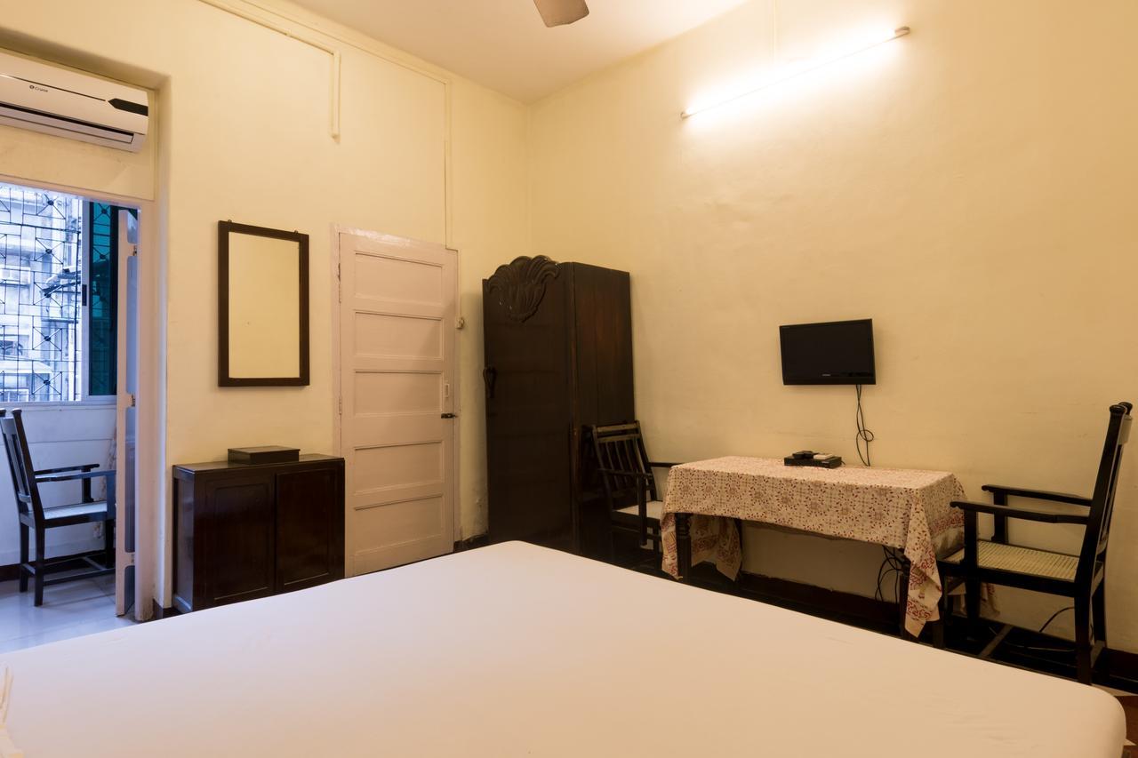 מומביי Bed And Breakfast At Colaba מראה חיצוני תמונה